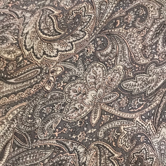 SOLD💰Paisley Silk Skirt - Picture 3 of 7